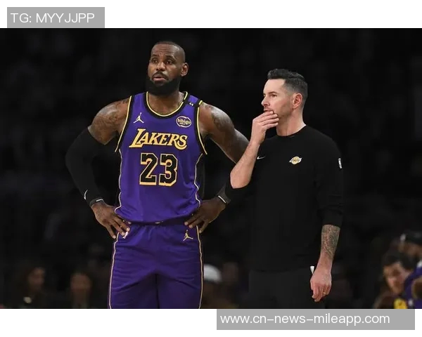 迪克与怀特布莱克换球衣事件引发NBA罚款传闻实为谣言 迪克与怀特布莱克换球衣事件引发NBA罚款传闻实为谣言